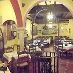 Hotel Hermanos Macias
