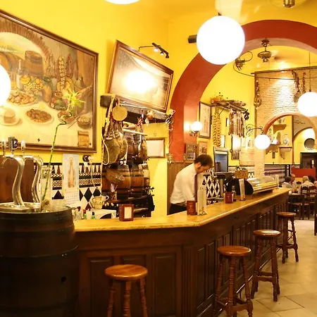 玛尔西亚斯兄弟酒店 酒店 龙达