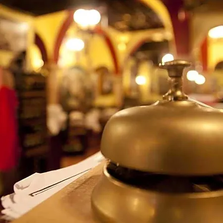 Hotel Hermanos Macias